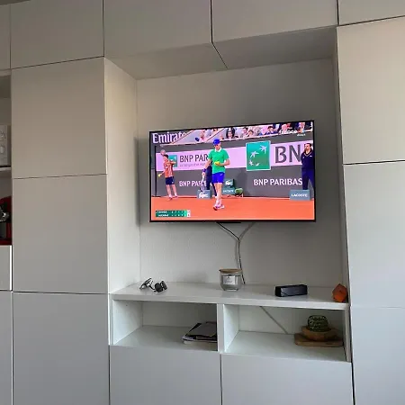 With Parking * Le Grau-du-Roi